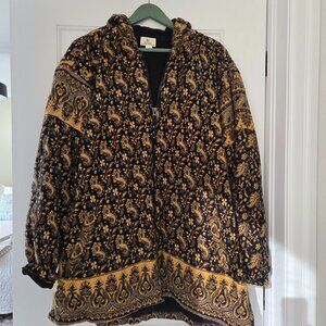 Hooded boho fleece lined jacket from Ark Imports. Size M/L Zippered front